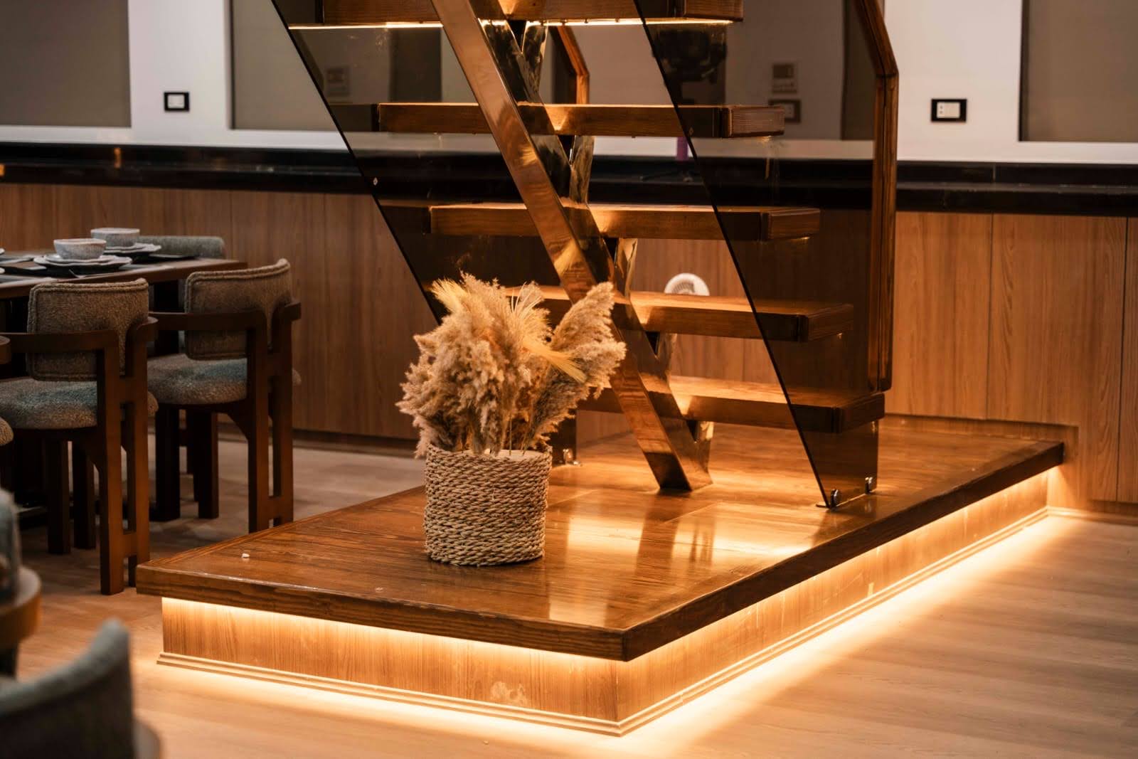 8eaf9d43-eba1-45de-8f56-2bc90365363b